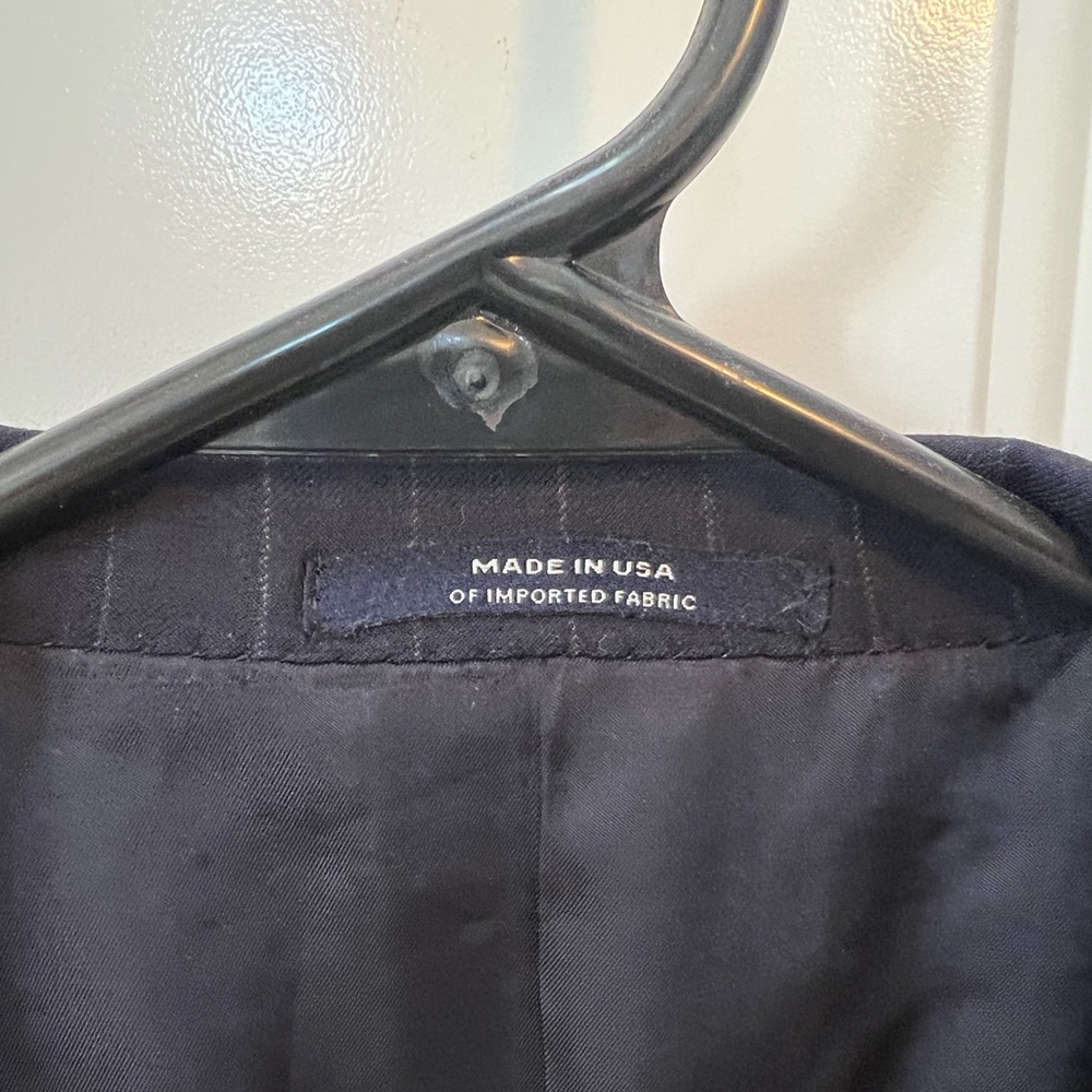 Hart Schaffer Marx men’s suit